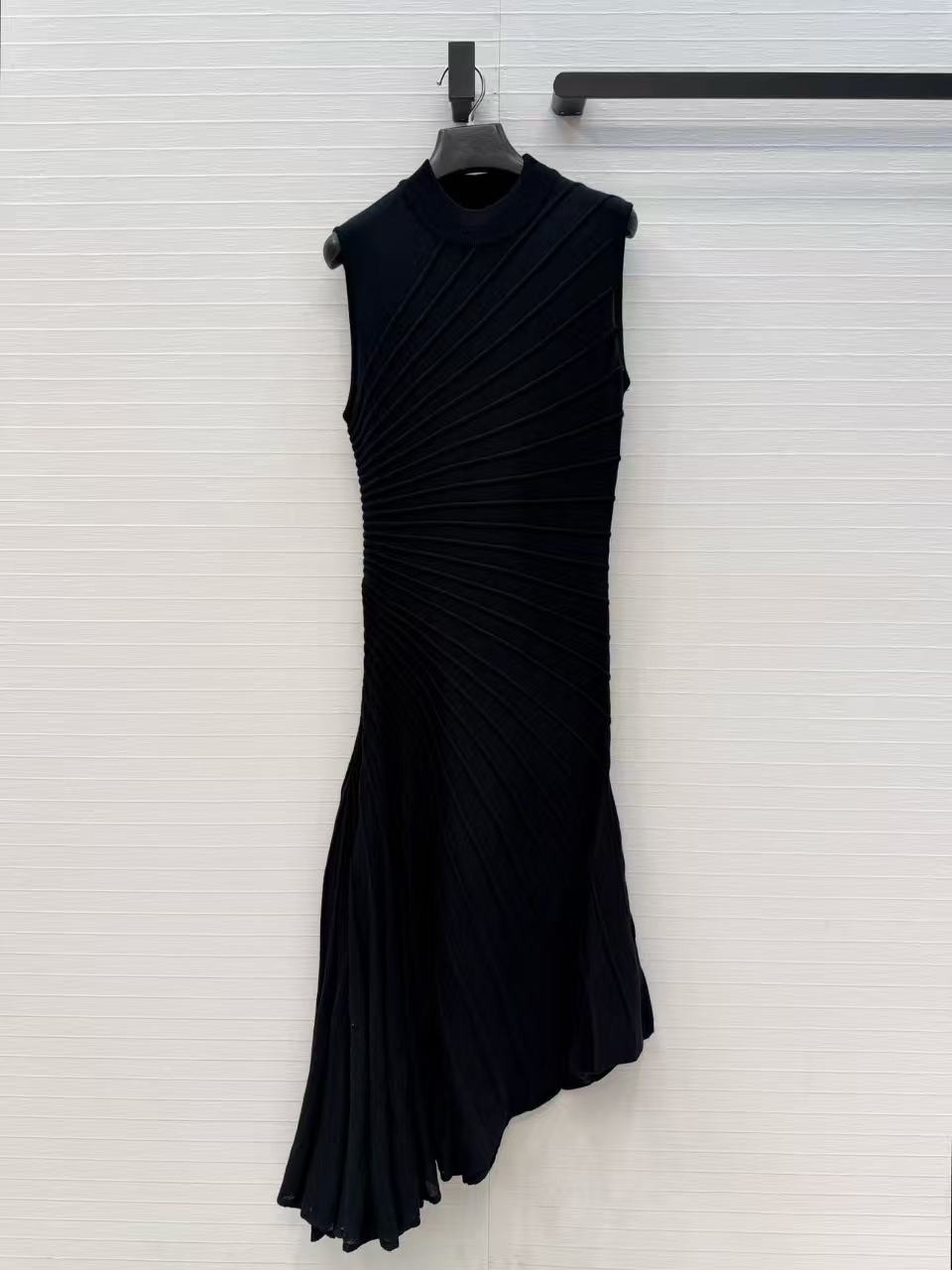 Robe ajustée en laine plissée  - Women Formal Wear Designers avis et prix